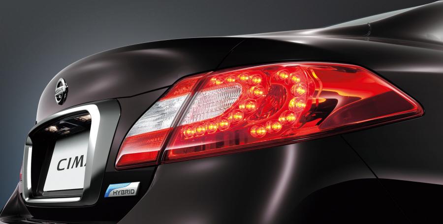  Nissan Cima Hybrid 2012 года  (фото 32 из 48)